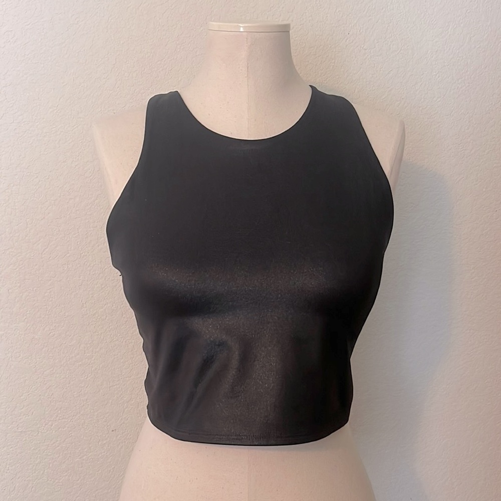 Athleta Shimmer Conscious Crop